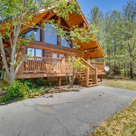 Idyllic Gatlinburg Cabin With Hot Tub And Balcony! Bagian luar foto